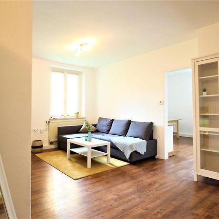 Zentral Wohnen - Inkl. Privatem Stellplatz Lägenhet Würzburg Exteriör bild